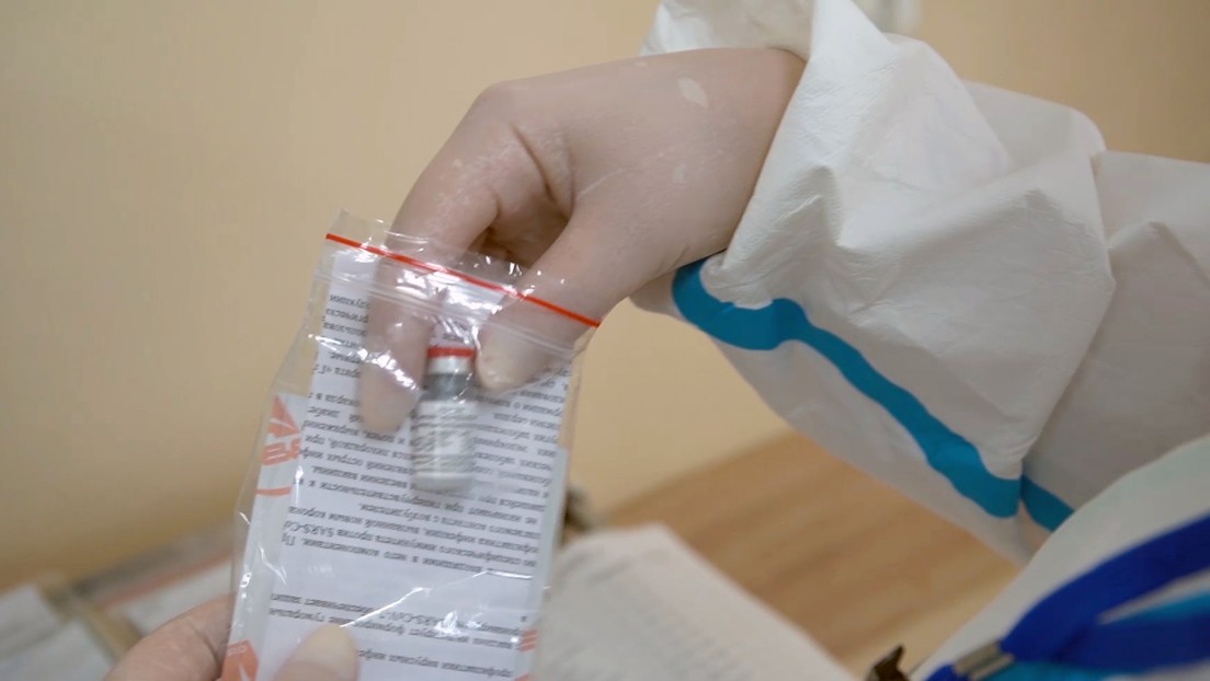Más de 20 países solicitaron un total de 1.000 millones de dosis de la vacuna rusa contra el covid-19, según el Fondo de Inversión Directa de Rusia