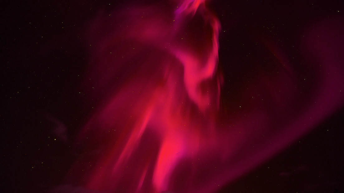 FOTO: Captan una rara 'medusa roja' en el cielo producida por una tormenta eléctrica