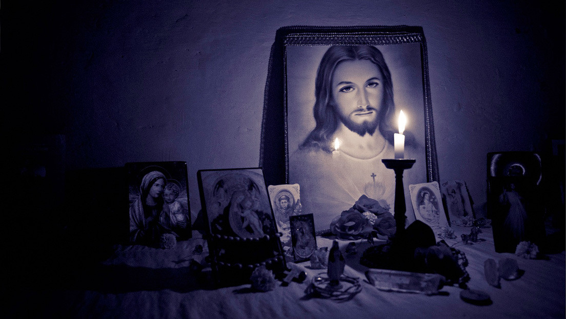 Fotógrafo reconstruye el rostro de Jesús con inteligencia artificial y la imagen se viraliza (pero algo no convence a los usuarios)
