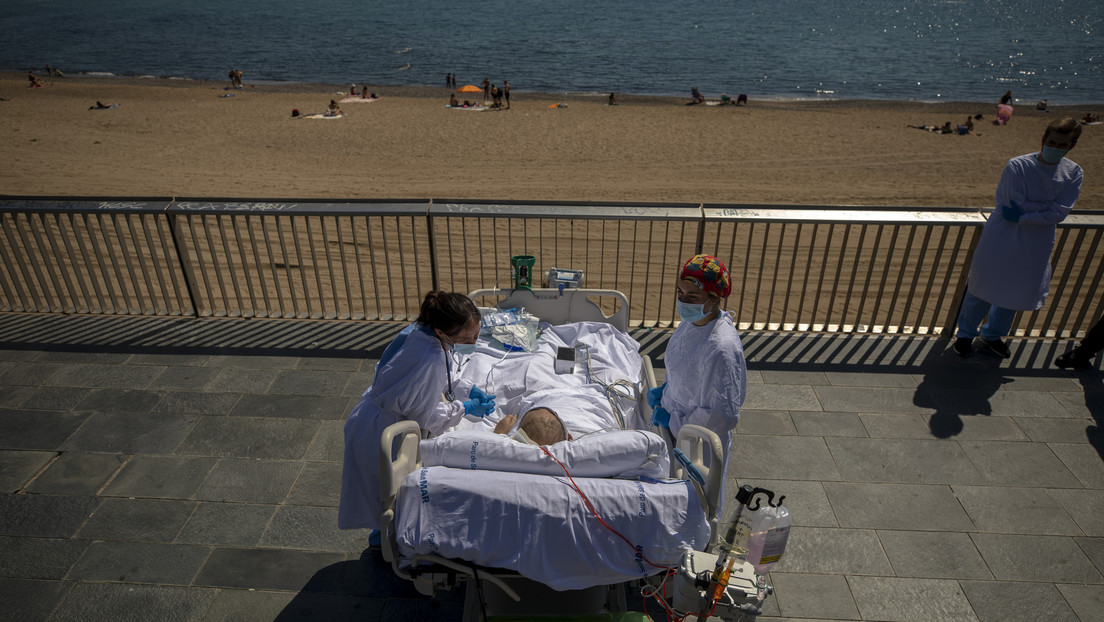 Hospital español receta salidas a la playa para pacientes con coronavirus de cuidados intensivos