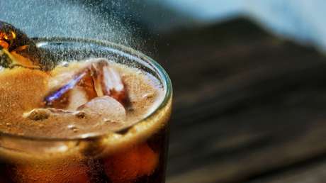 Advierten que las bebidas 'light' no son tan inofensivas como muchos creen