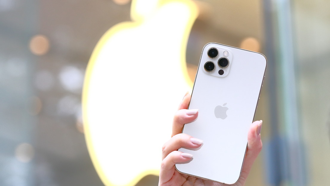 Apple introduce en el iPhone 12 Pro una tecnología que ayuda a los invidentes a 'ver' lo que hay en su entorno