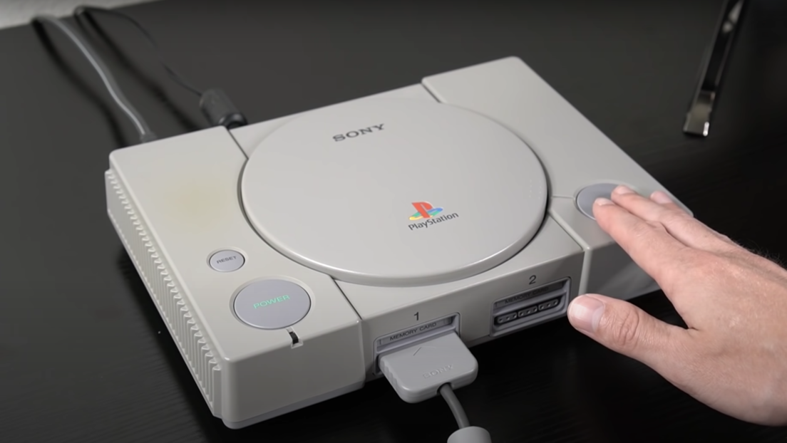 "¡Me hubiera gustado saberlo de niño!": Revelan el gran secreto oculto de la PlayStation 1, más de 25 años después