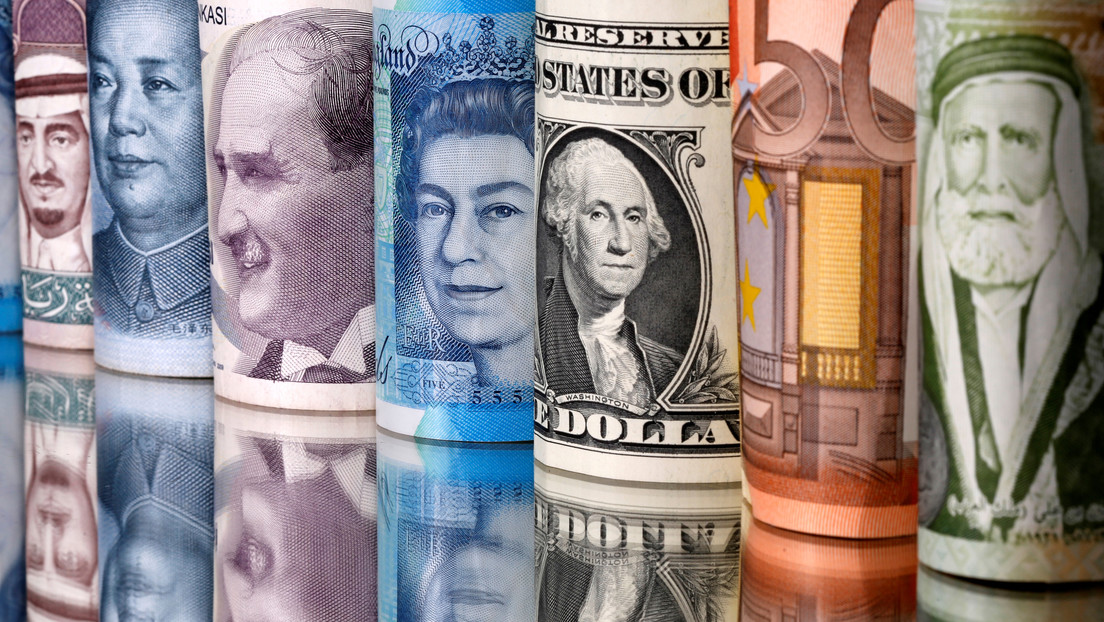 Un economista explica qué monedas son las más fiables para reemplazar al dólar y proteger nuestros ahorros