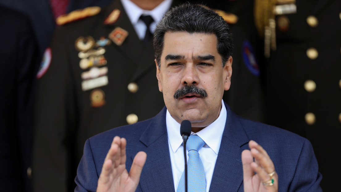 Maduro: "Nos hubiéramos entendido con Trump, pero él prefirió apostar a un imbécil, que terminó traicionándolo"
