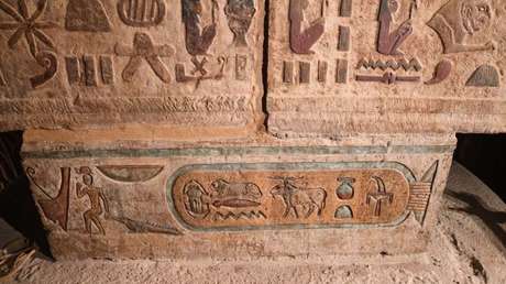 FOTOS: Descubren jeroglíficos con los nombres de las antiguas constelaciones egipcias al restaurar un templo de 2.000 años