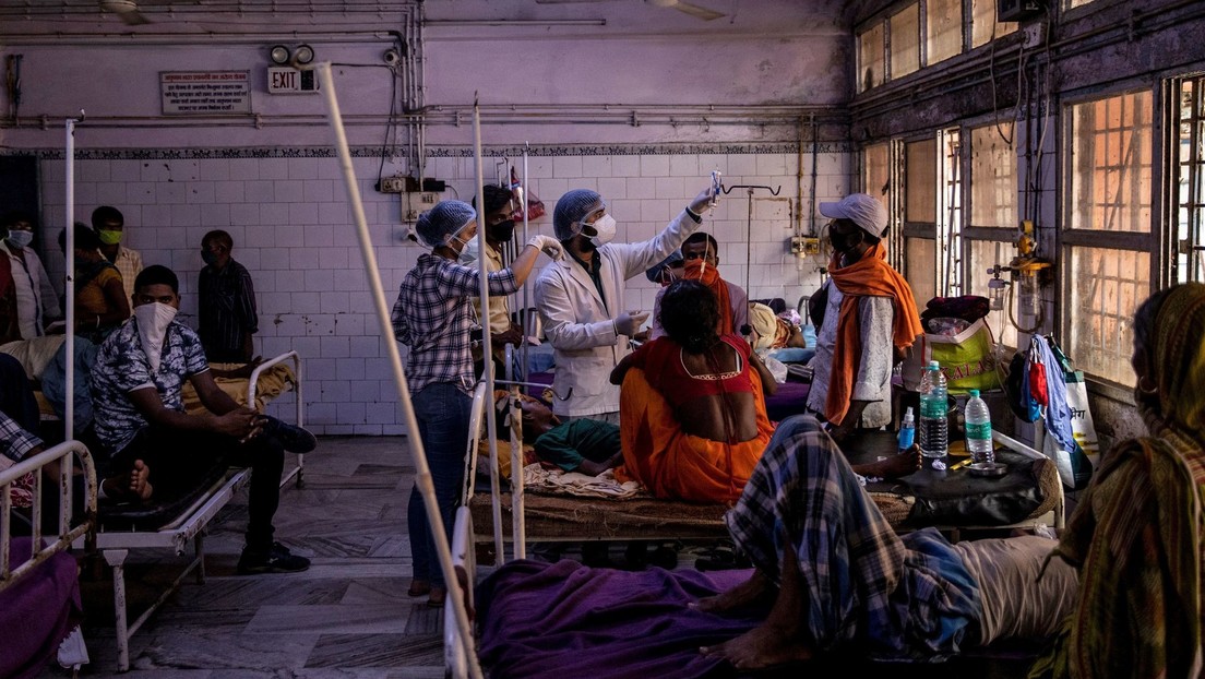 Una misteriosa enfermedad deja un muerto y a más de 300 personas hospitalizadas en la India