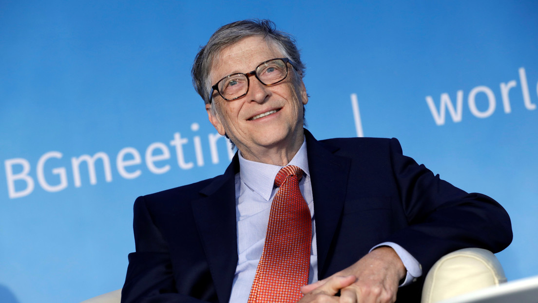 Bill Gates: Las mujeres son "absolutamente críticas" para lograr la inclusión financiera universal