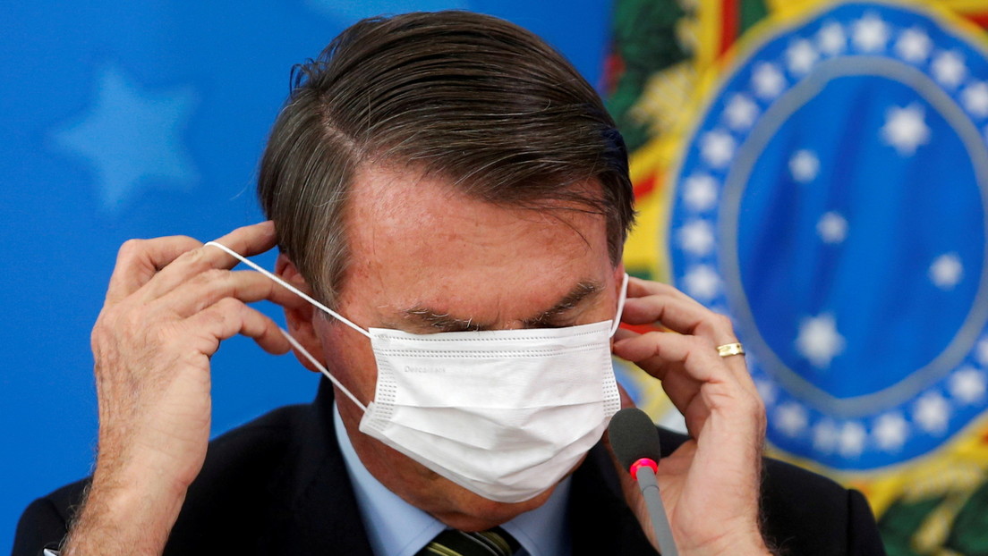 "¿Mi vida está en riesgo? Es problema mío": Bolsonaro rechaza vacunarse contra el coronavirus