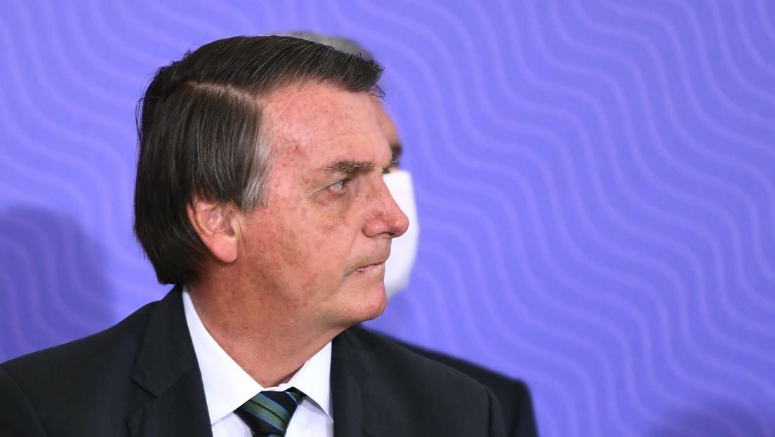 Bolsonaro aprueba 4.000 millones de dólares para el plan de vacunación en Brasil