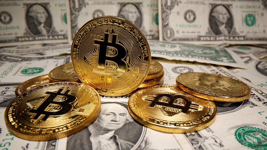 El bitcóin marca un nuevo récord al superar los 24.000 dólares