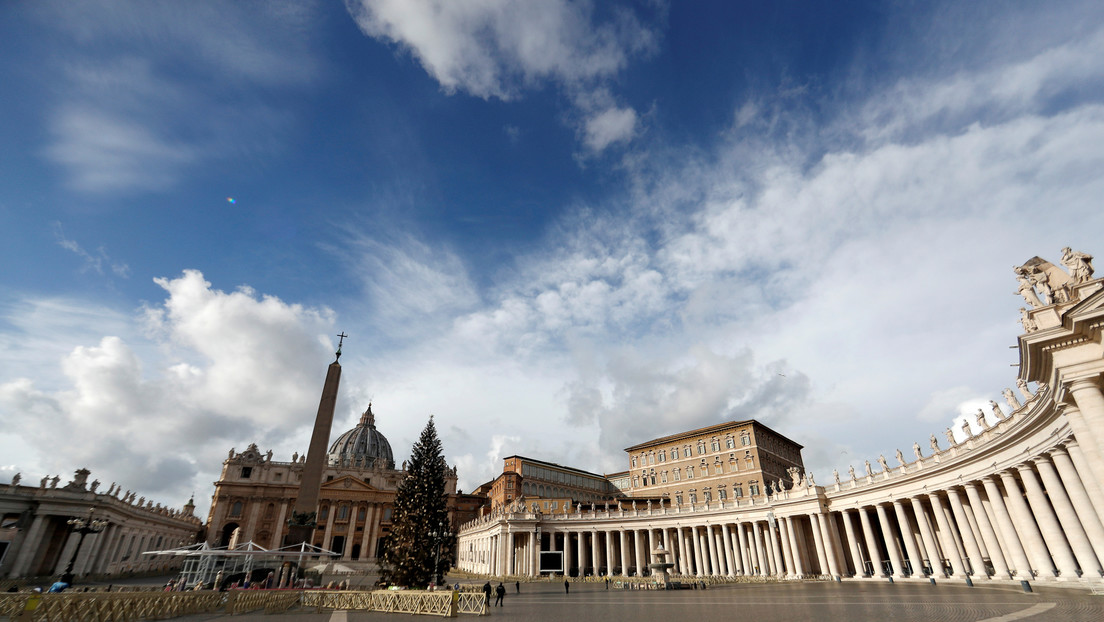 El Vaticano niega las acusaciones sobre transacciones por casi 2.000 millones de dólares a Australia
