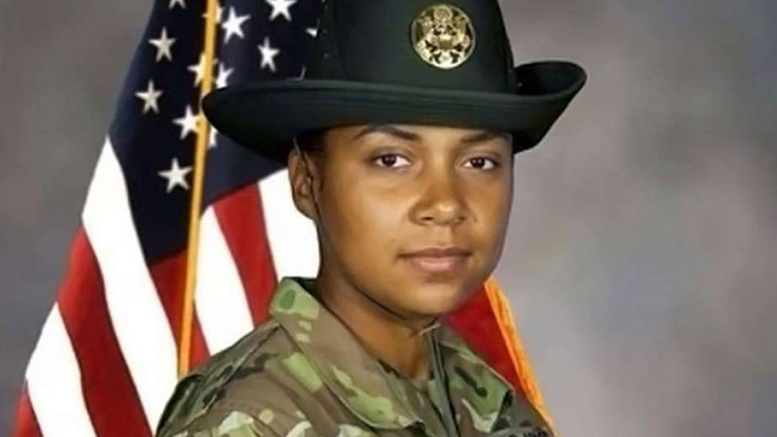 Muere una sargento del Ejército de EE.UU. tras ser tiroteada en su coche durante la Nochevieja