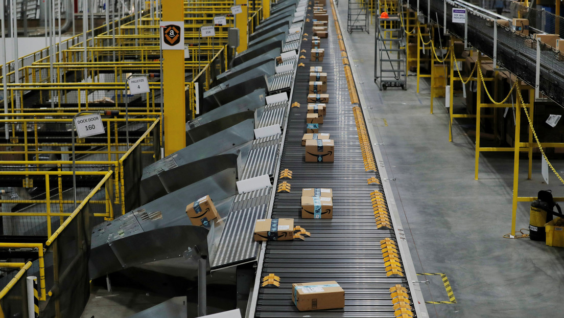 Amazon compra 11 aviones Boeing para incrementar su capacidad de entrega