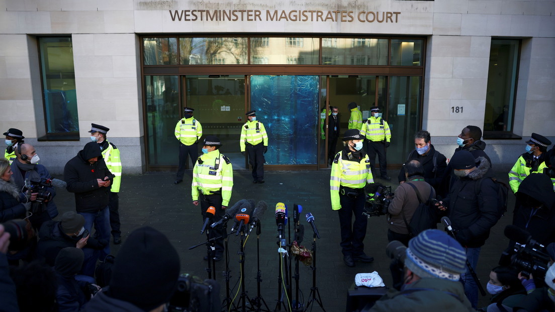 La Justicia británica se niega a liberar a Assange bajo fianza
