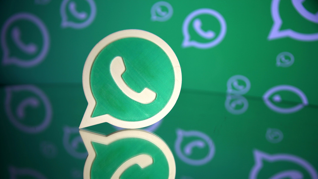 El 'ultimátum' de WhatsApp a sus usuarios: comparte tus datos con Facebook o búscate otro 'messenger'
