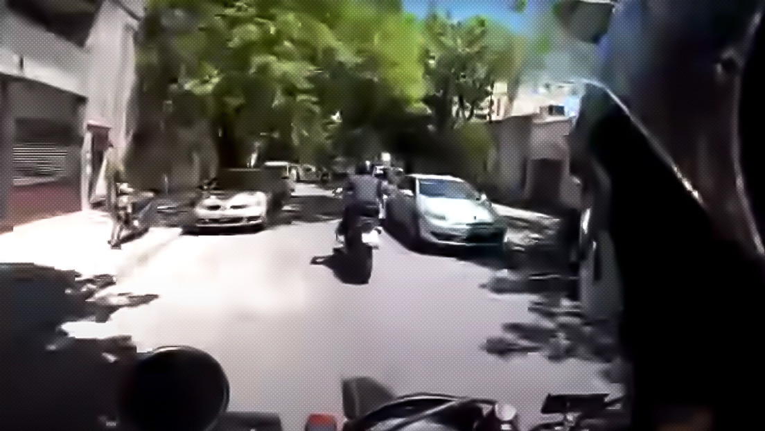 Policías en moto participan en la persecución 'de película' de un delincuente por calles concurridas de Rosario (VIDEO)