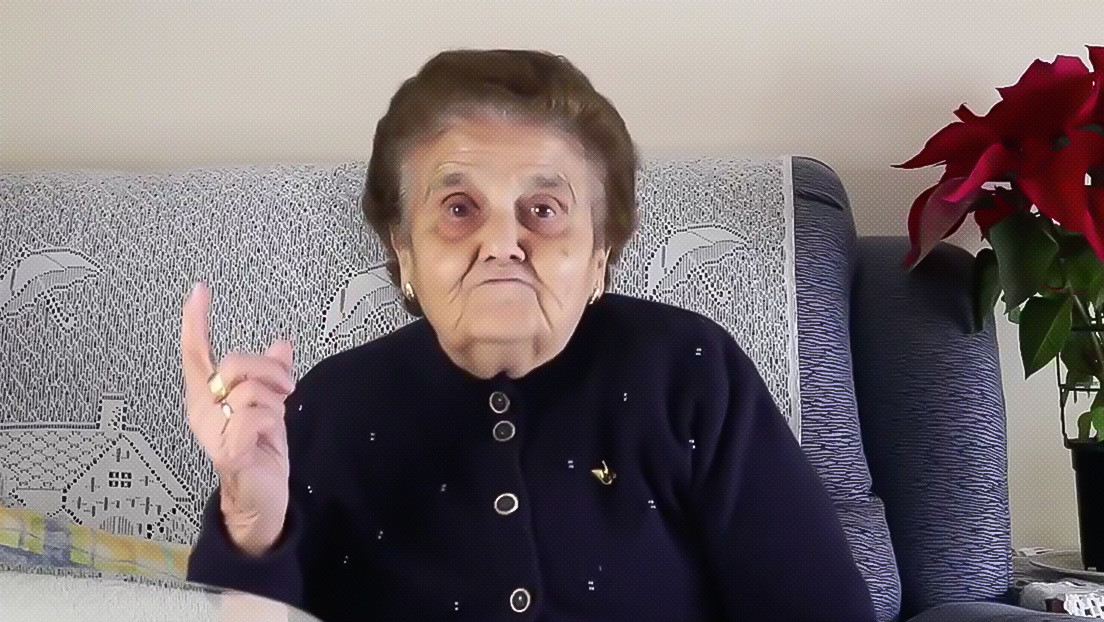 VIDEO: Una abuela se vuelve viral al defender una región de España frente a los comentarios negativos de un 'youtuber'