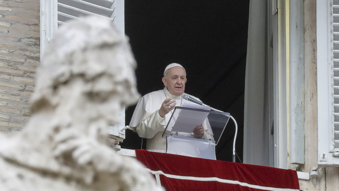 El papa Francisco cancela más actividades públicas por ciática
