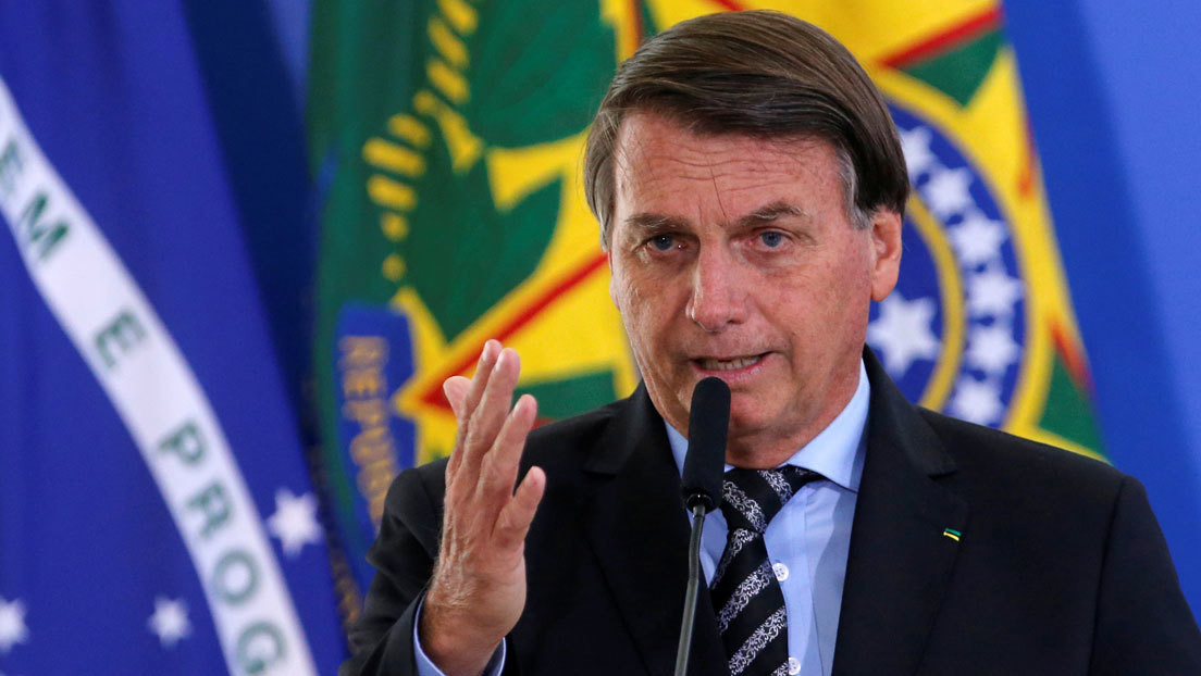 Bolsonaro anuncia que China enviará 5.400 litros de insumos a Brasil para la fabricación de la CoronaVac
