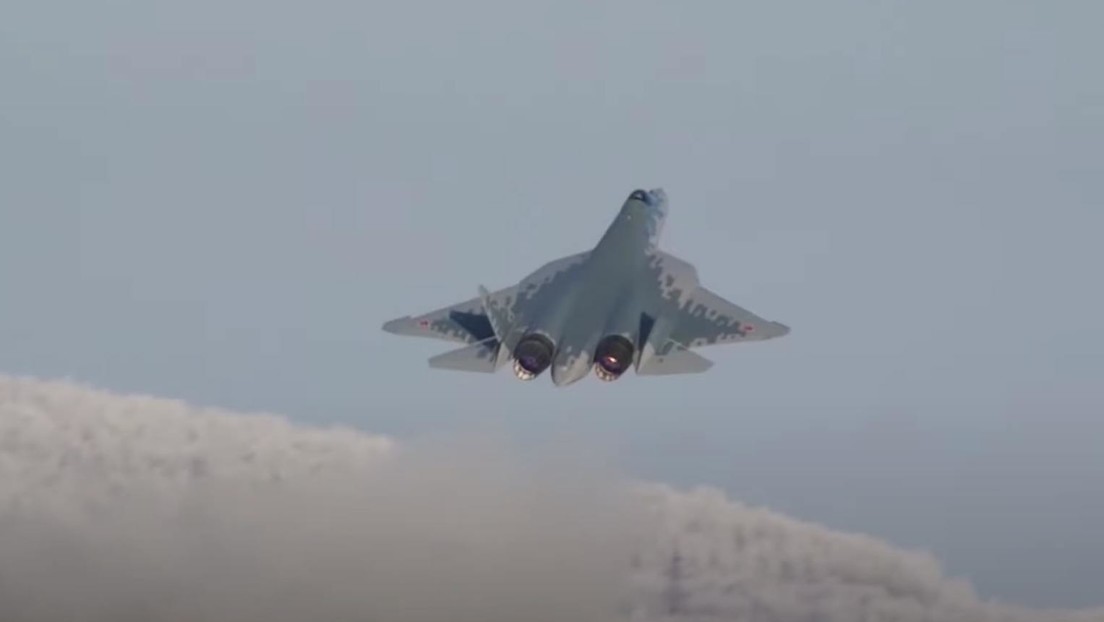 VIDEO: Muestran el proceso de fabricación y el vuelo de un Su-57, el primer caza ruso de producción en serie
