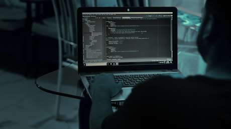 'Hackers' revelan que los datos personales de los usuarios de Parler podrían ser filtrados en Internet