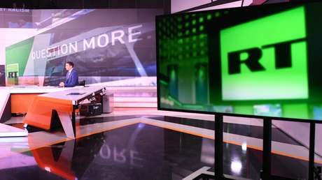 Exembajador de EE.UU. en Rusia propone acompañar los materiales de RT con los de la BBC en las redes