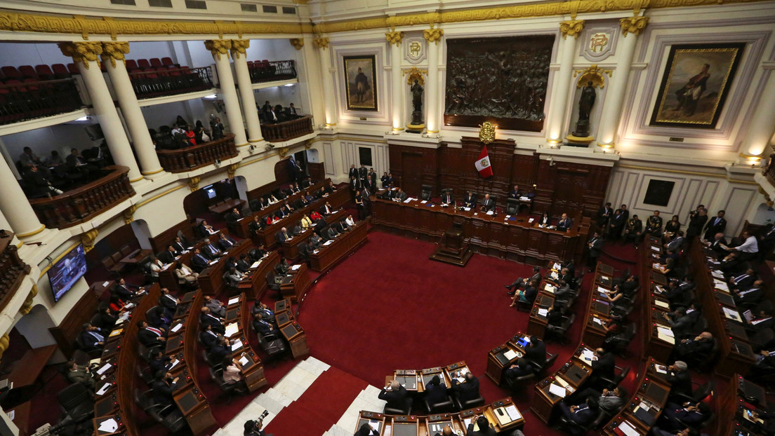 Congreso de Perú aprueba la eliminación de la inmunidad parlamentaria