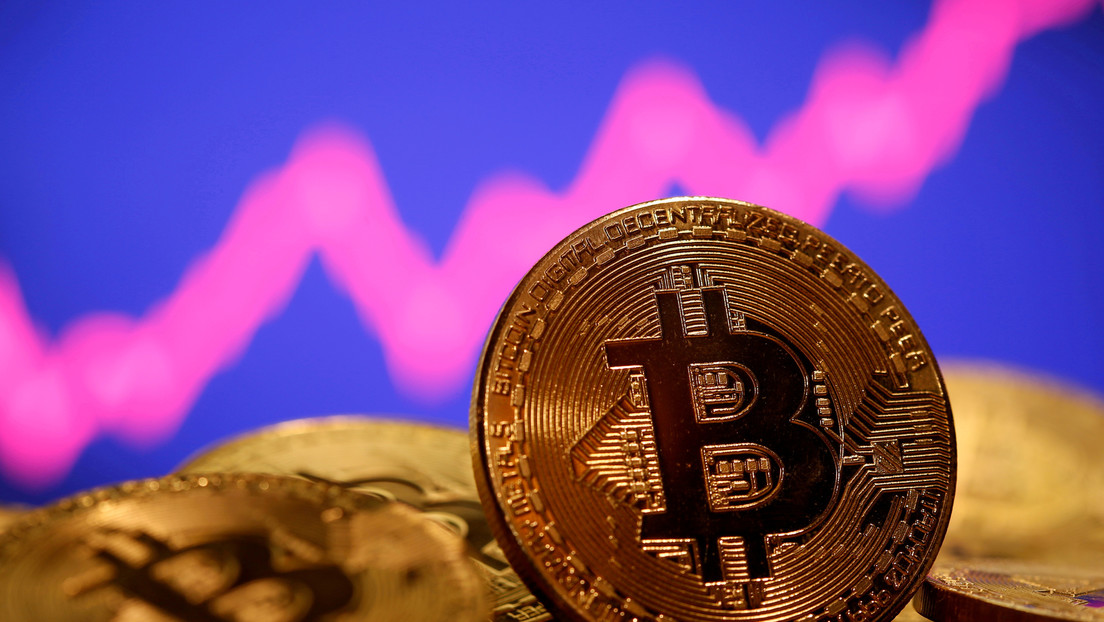El precio del bitcóin renueva su máximo histórico alcanzando los 49.000 dólares