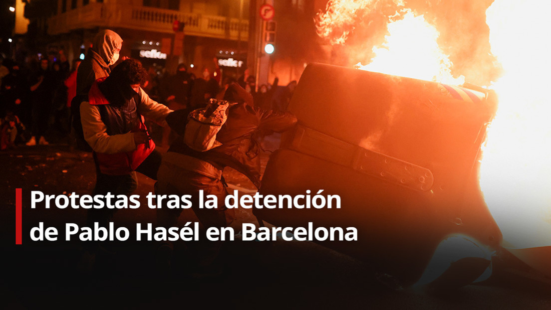 Cargas policiales y disturbios en el segundo día de protestas en España por la detención del rapero Pablo Hasél (VIDEOS)