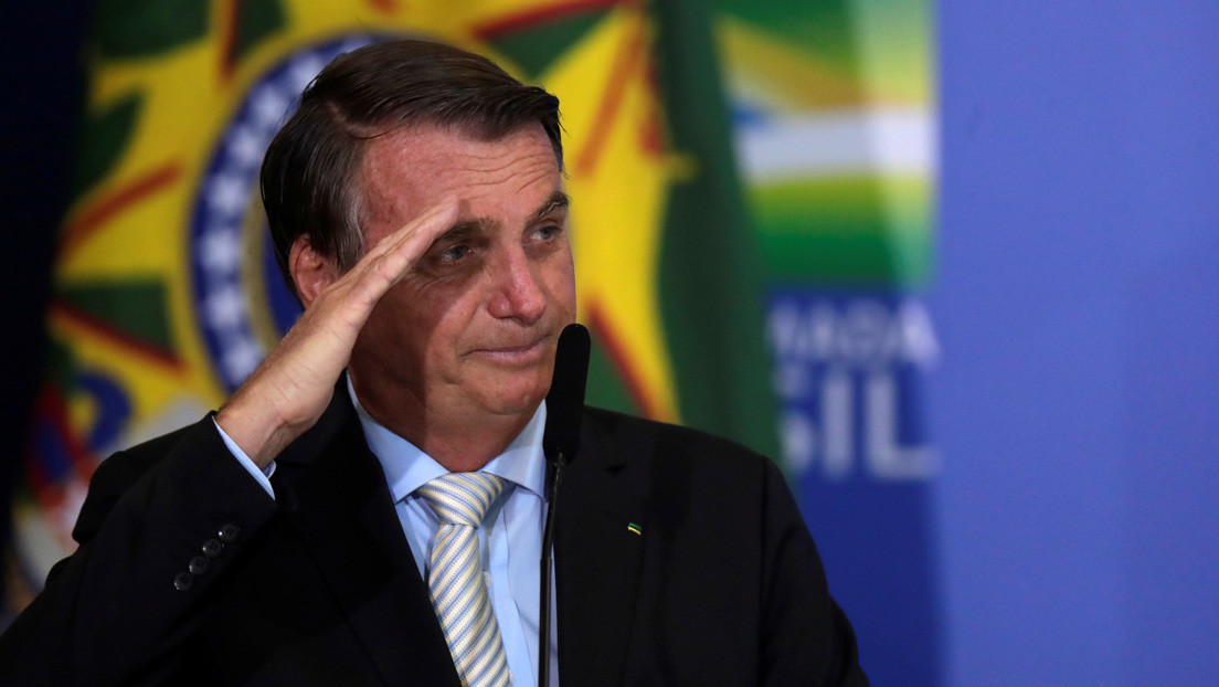Bolsonaro, sin usar mascarilla, genera aglomeraciones en el estado de Ceará a pesar del aumento de casos de covid-19 y critica las restricciones