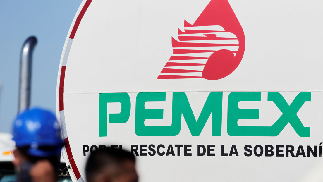 Petróleos Mexicanos cancela un contrato con la calificadora Fitch Ratings por el "complejo contexto económico"