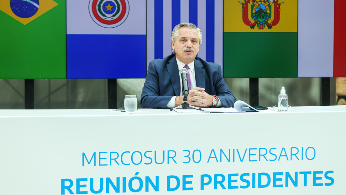 "Si somos un lastre, tomen otro barco": la advertencia de Alberto Fernández a Lacalle Pou al celebrar los 30 años del Mercosur