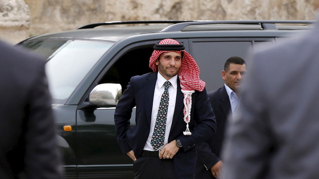 El expríncipe heredero jordano acusado de buscar "desestabilizar el país" firma una carta en la que se pone "en las manos del rey", jurándole lealtad