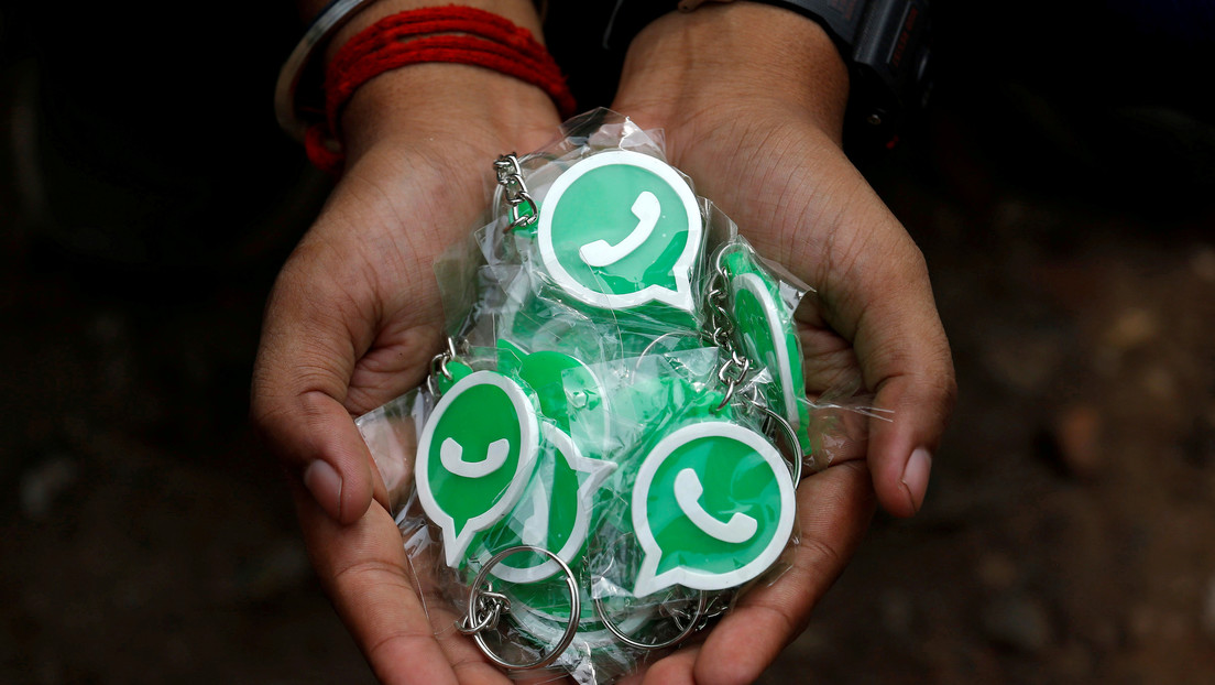 Alertan de un nuevo fallo de WhatsApp que permite bloquear cualquier cuenta (y solo necesitan saber el teléfono de su víctima)