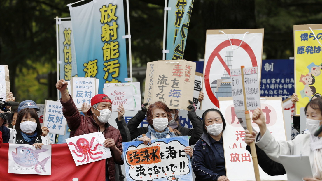 La Cancillería china convoca al embajador de Japón por el plan de verter aguas contaminadas de Fukushima al mar