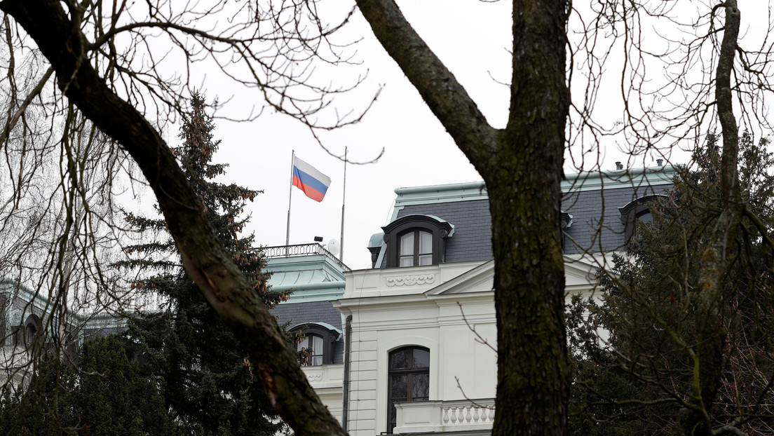 La República Checa expulsa a 18 diplomáticos rusos