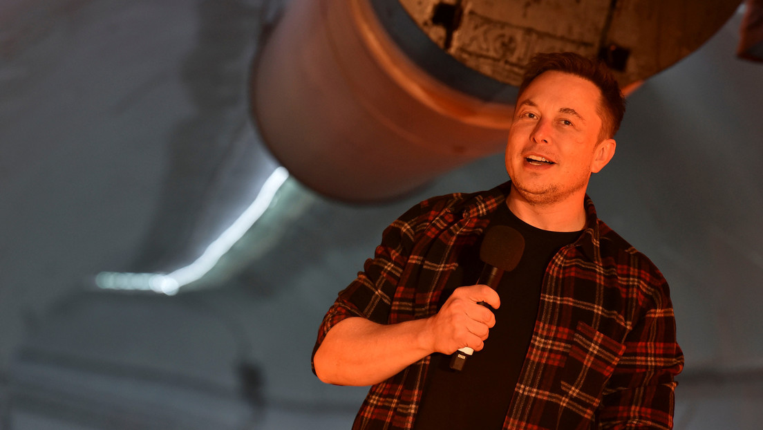 "Probablemente morirá un montón de gente", dice Musk sobre el futuro turismo a Marte, pero insiste en que "es una aventura gloriosa"
