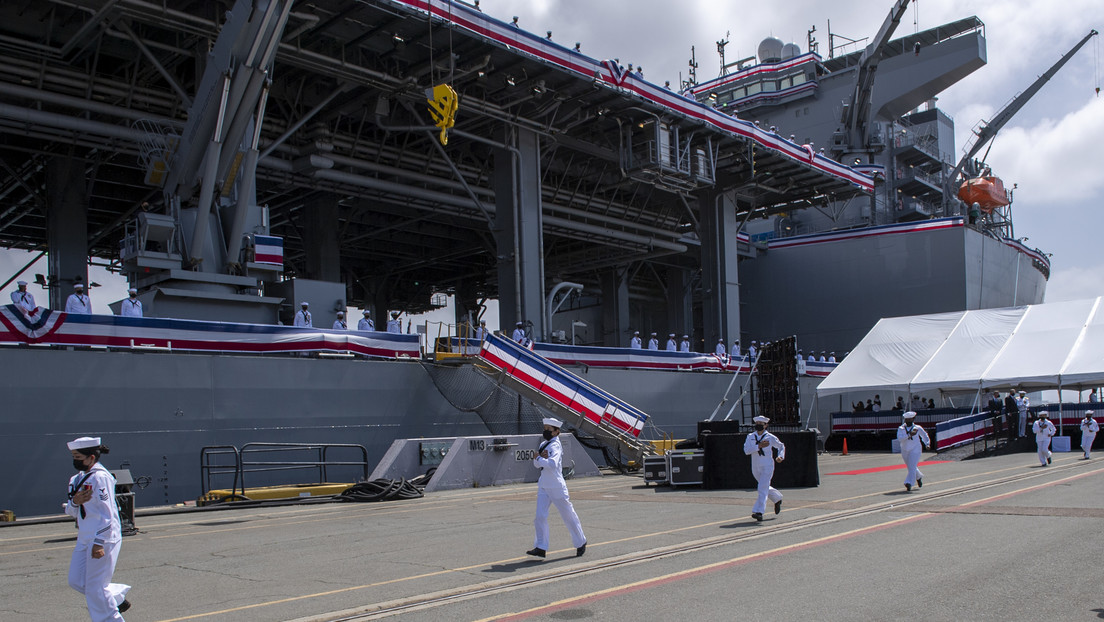 EE.UU. pone en servicio una "base naval flotante" que podría aumentar las tensiones con China