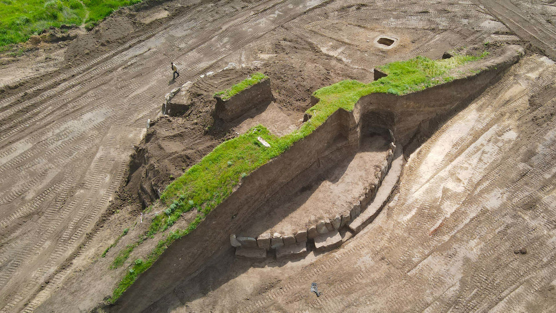 FOTO: Encuentran un monumento megalítico más antiguo que Stonehenge en Ucrania