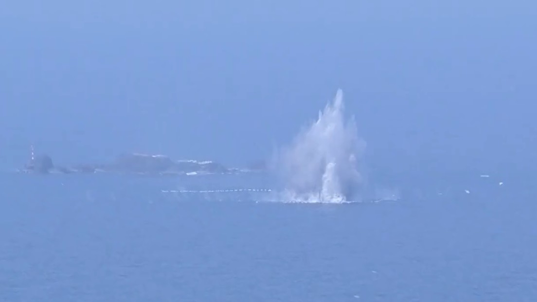 Aviación militar china dispara "miles de municiones" durante un ejercicio en el mar de la China Meridional