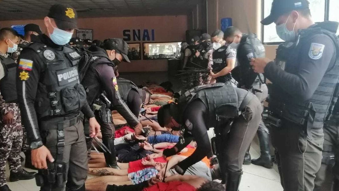 Riñas, motín e intento de fuga en una cárcel de Ecuador dejan dos muertos y más de 10 heridos