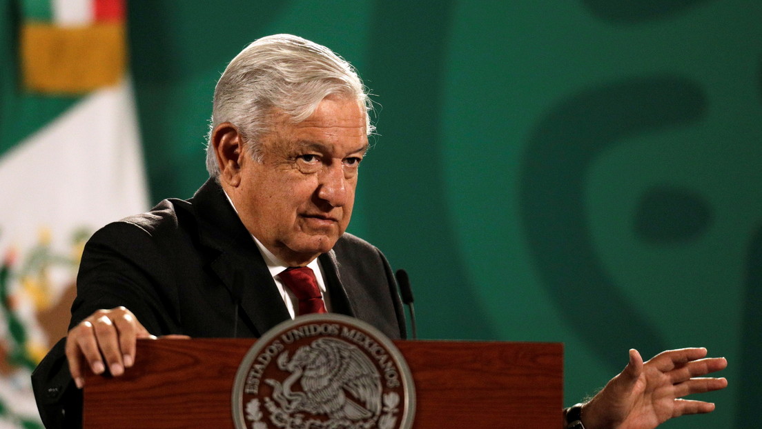 López Obrador afirma que la "clase media manipulada" permitió "el fascismo de Hitler" y el golpe de Estado contra Allende