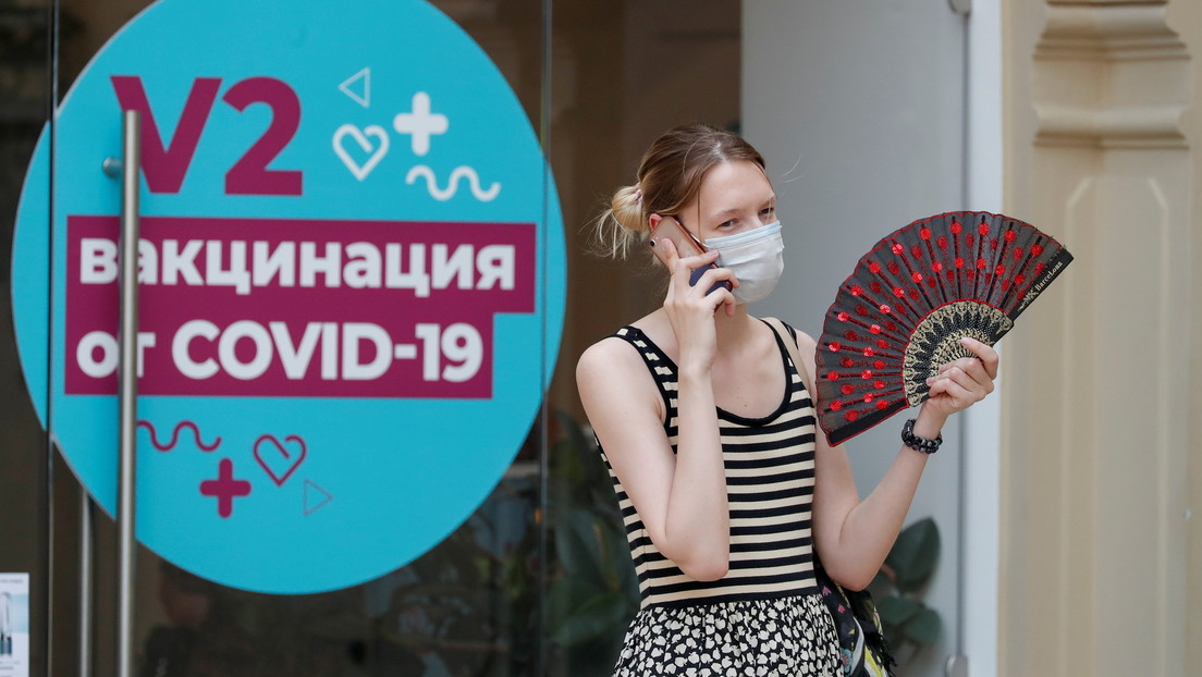 Representante de la OMS en Rusia: "Basta con pasar sin mascarilla junto a una persona infectada con Delta Plus para enfermar"