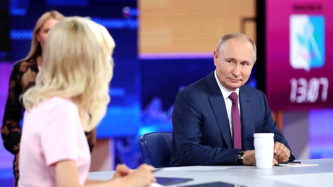 Putin cuenta que se vacunó con el fármaco ruso anticovid Sputnik V
