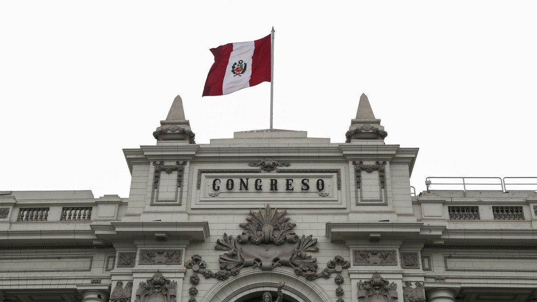 ¿Nuevo conflicto en Perú? El Congreso insiste en nombrar jueces del Tribunal Constitucional pese a un fallo judicial