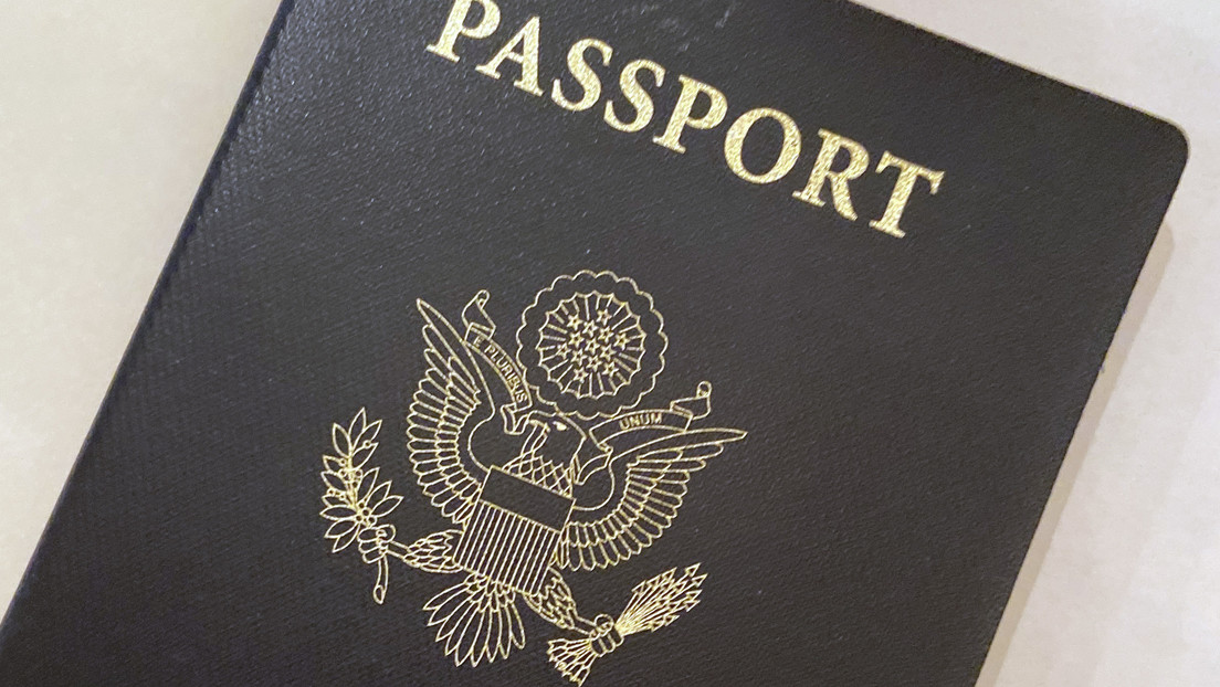 Revelan los pasaportes más poderosos del mundo (y el de EE.UU. es tan 'útil' en medio de la pandemia como el de Ruanda)