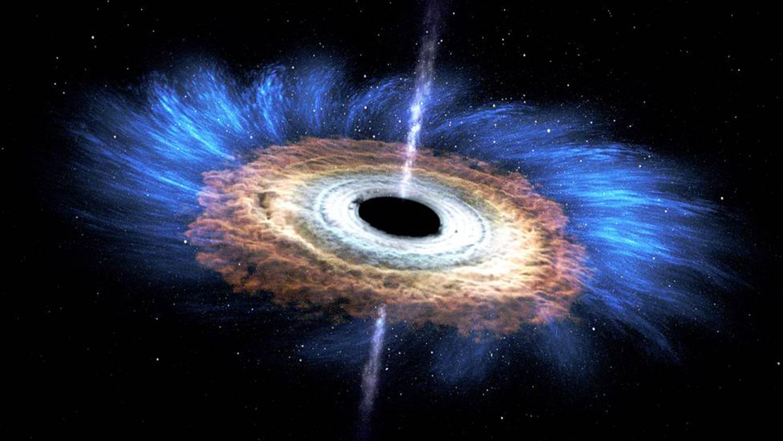 Por primera vez detectan luz procedente de detrás de un agujero negro supermasivo