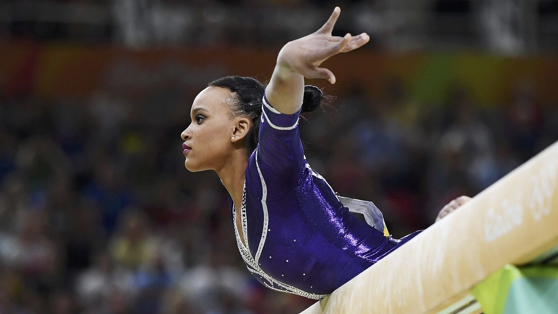"Es una mujer negra y humilde": La historia de superación personal de Rebeca Andrade, la brasileña que conquistó el oro en salto en gimnasia femenina