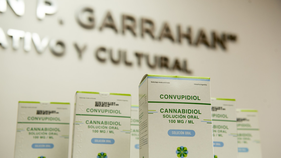 El Ministerio de Salud de Argentina entrega por primera vez aceite de cannabis para pacientes pediátricos con epilepsia